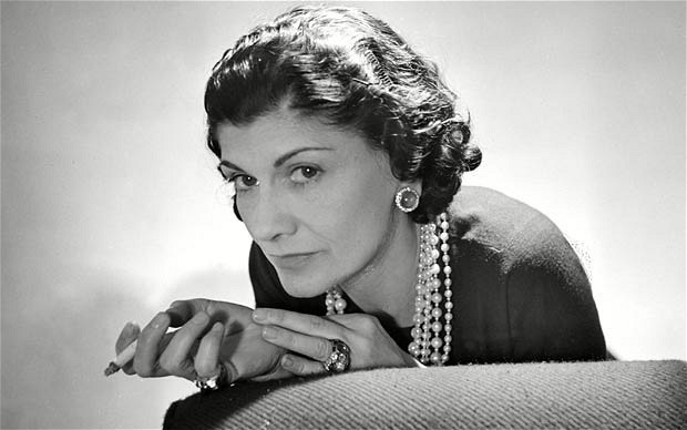 coco-chanel-bucle