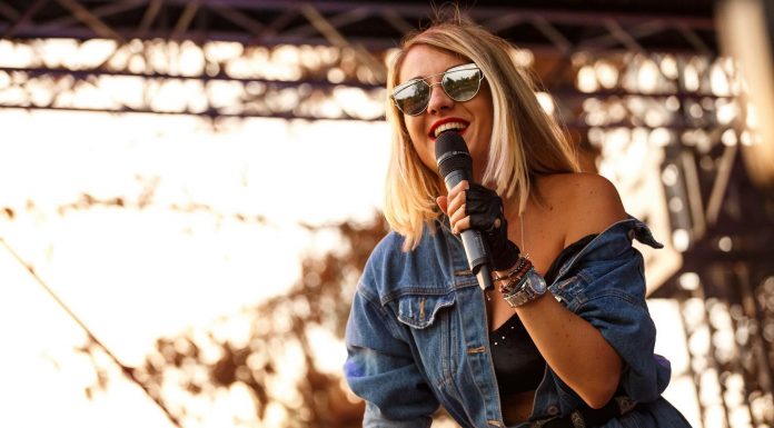 Maria Avramescu de la Vocea Romaniei lanseaza al doilea single din cariera, ,,In urma ta”